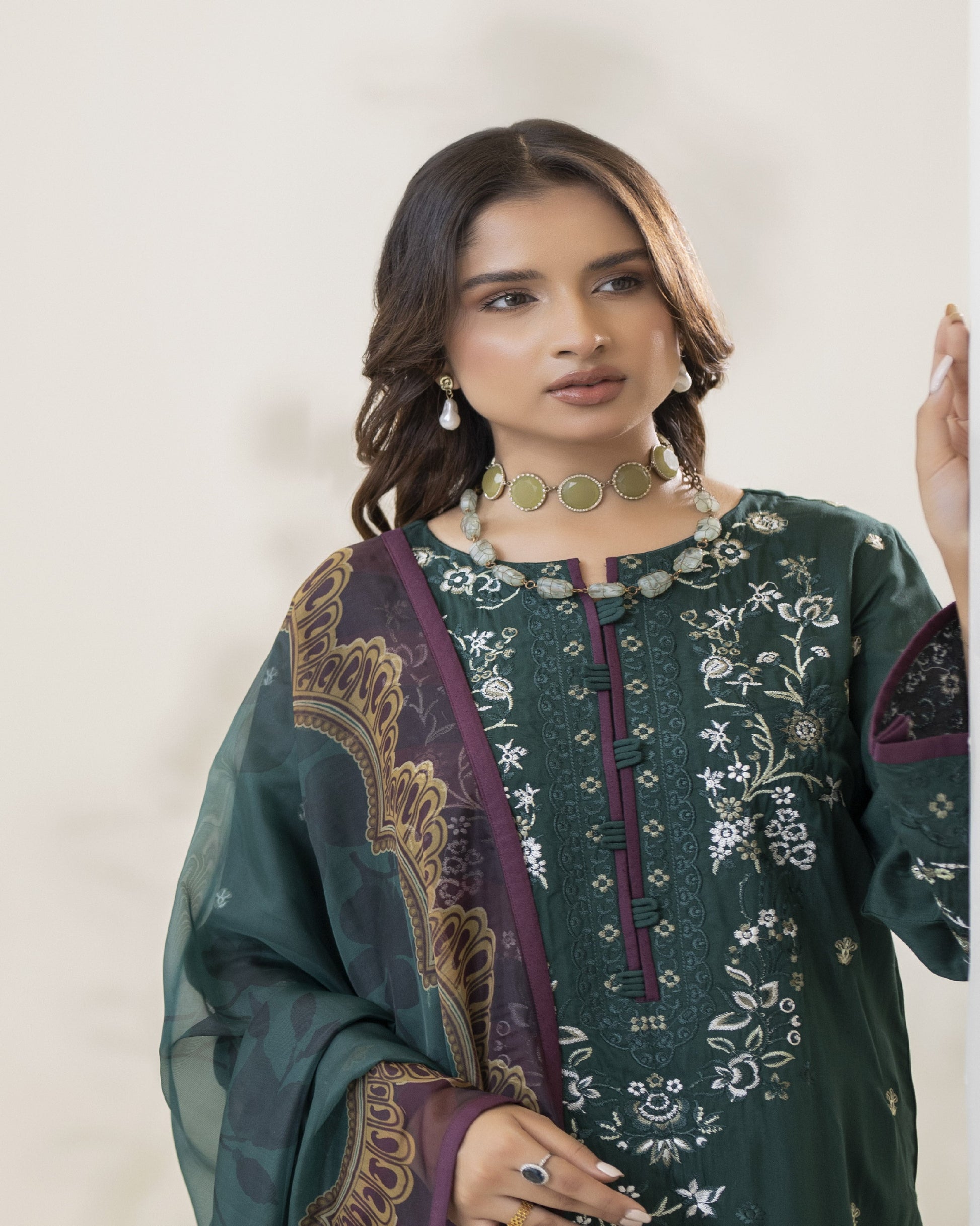 maya 3-piece set styled shot β viscose shirt, silk dupatta, dyed trouser