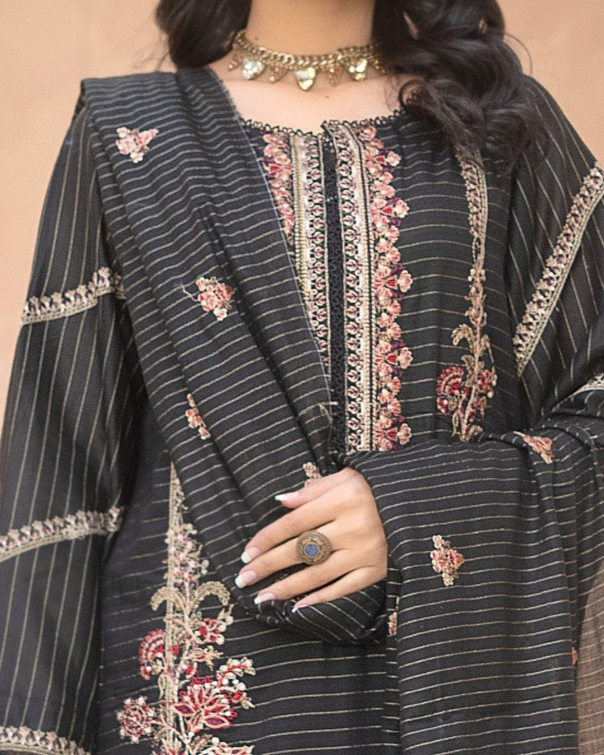 NOOR-UN-NISA