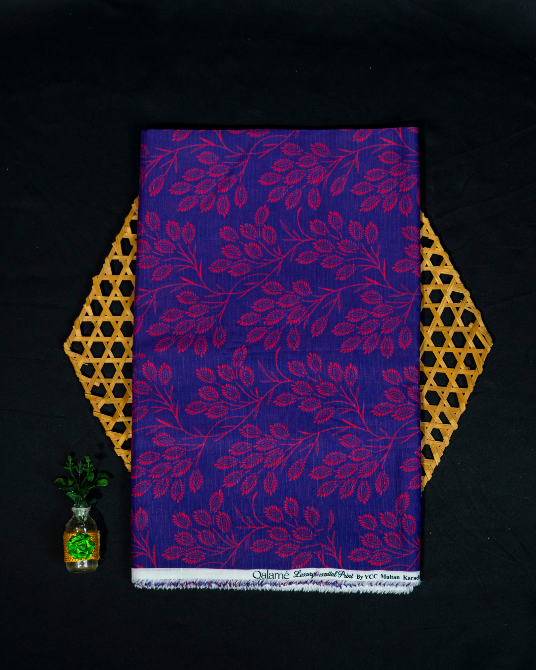 QL-DPDL-V1-03 Digitally Printed Dobby Lawn 2 Pcs