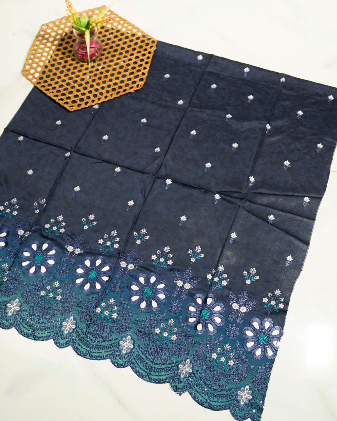 QL-EVU-V1-02 Embroidered Viscose 3Pcs