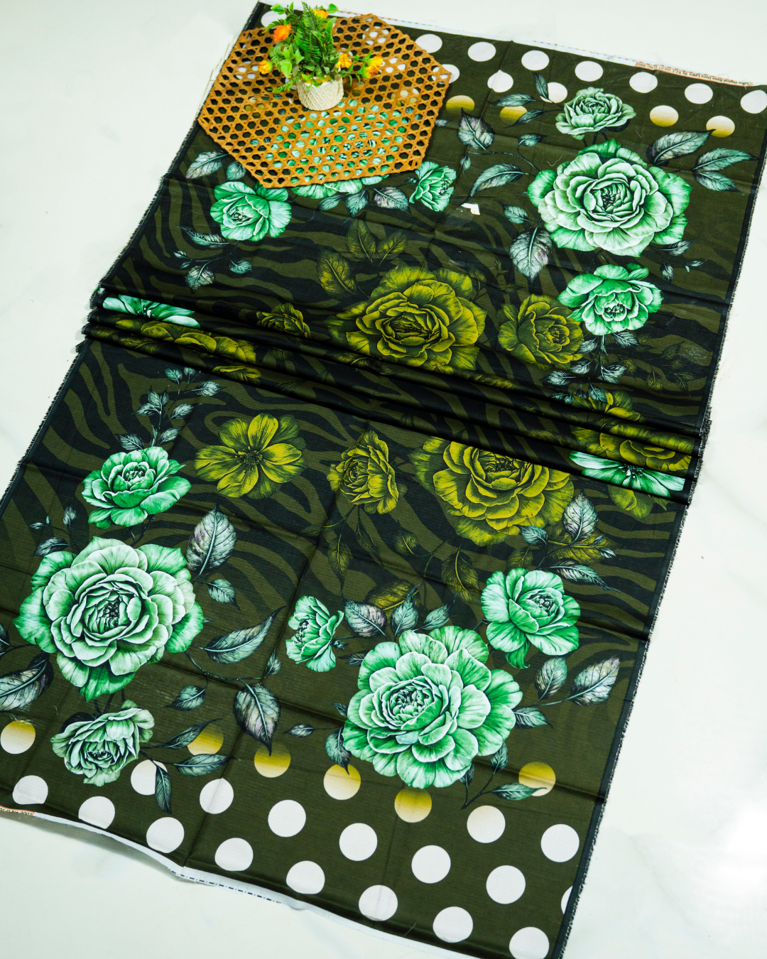 QL-DPDL-V1-2 Digitally Printed Dobby Lawn 3 Pcs