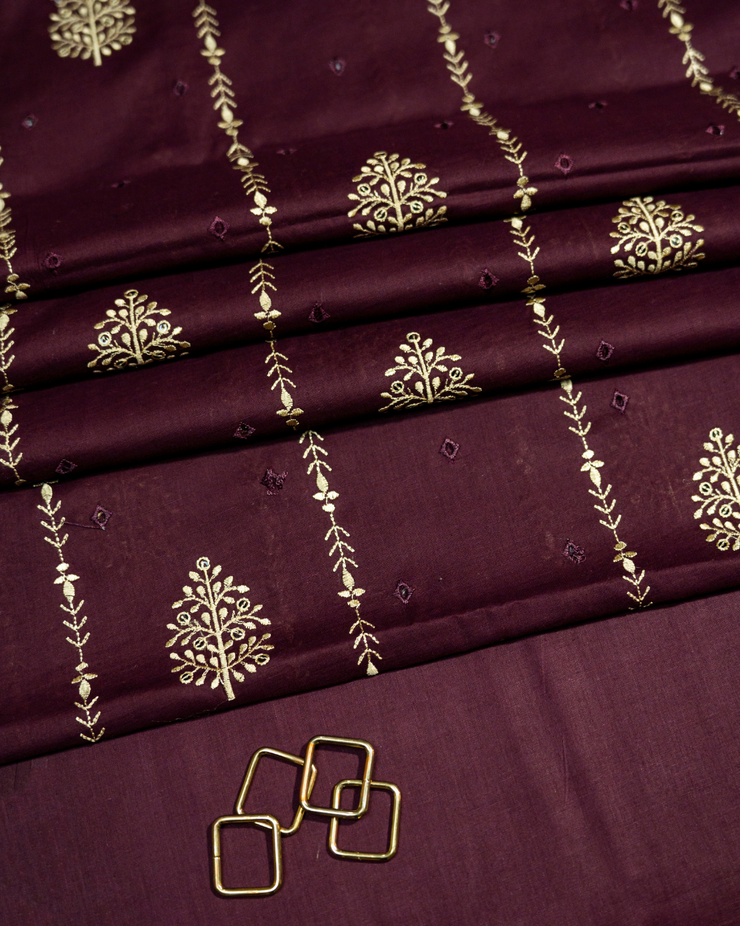 QL-EL-V1-03 Embroidered Lawn 2 PCs