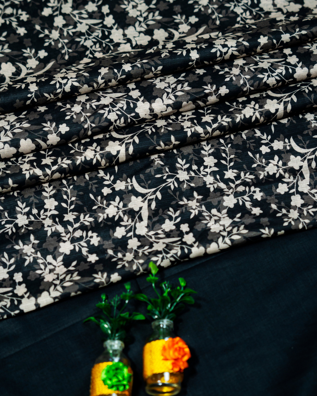 QL-DPDL-V2-05 Digitally Printed Dobby Lawn 2 Pcs