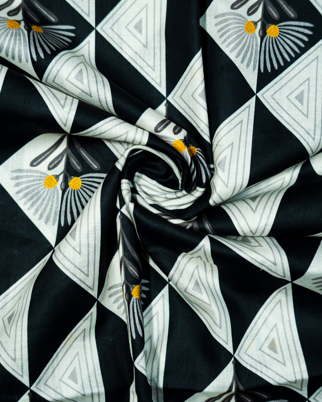 QL-DPL-V3-4 Digitally Printed Lawn 2 Pcs