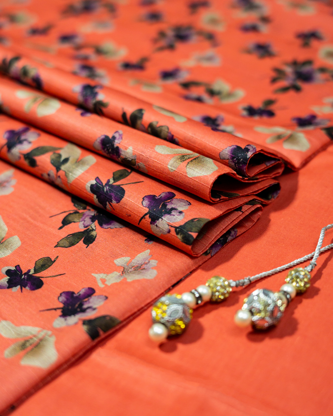 QL-DPDL-V2-09 Digitally Printed Dobby Lawn 2 Pcs
