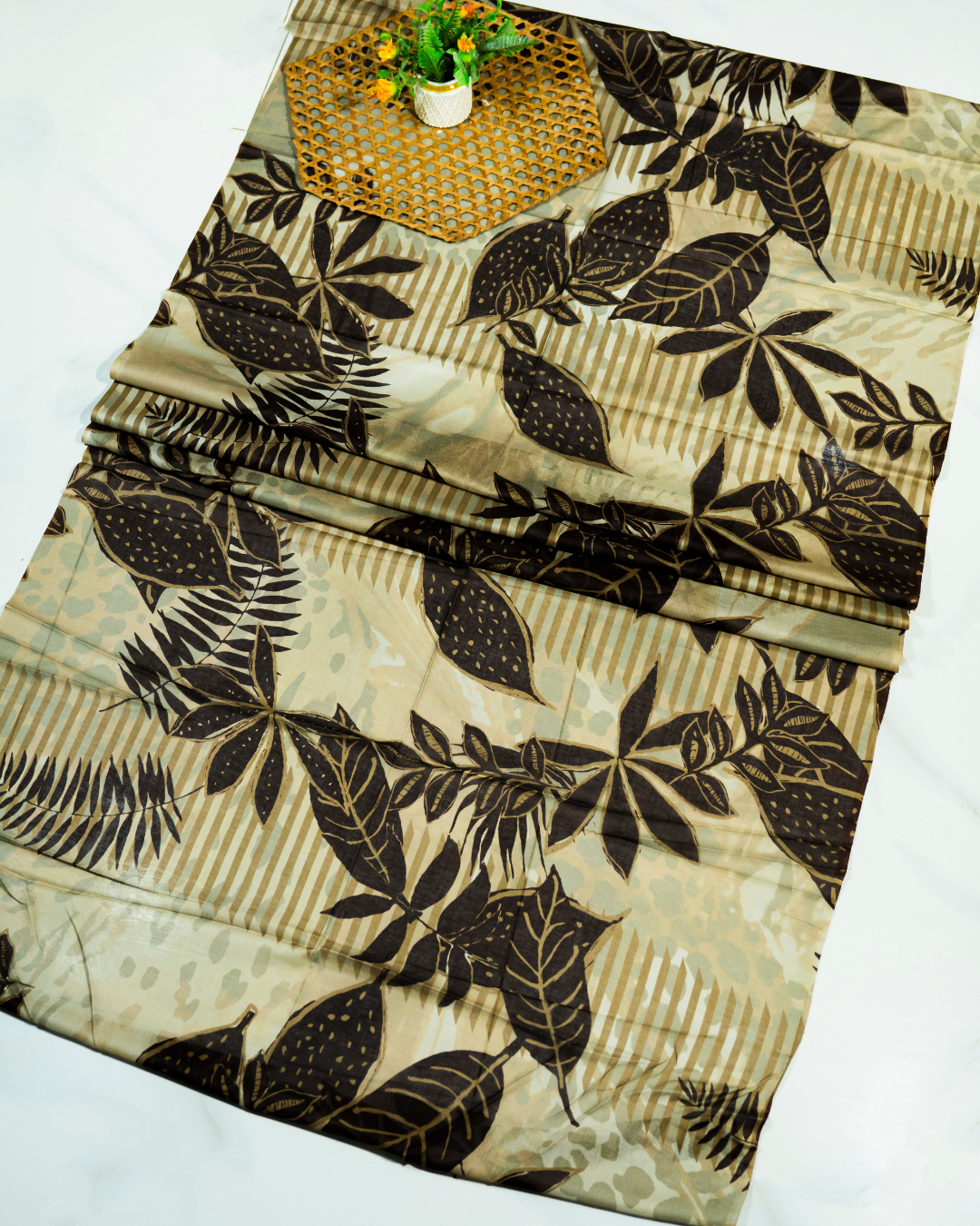 QL-DPL-V5-05 Digitally Printed Lawn 3 Pcs