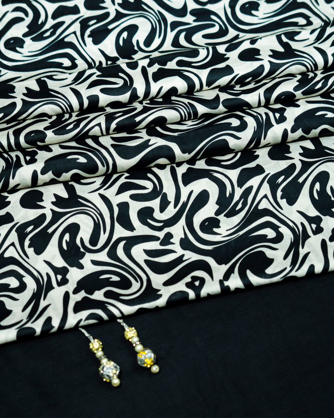 QL-DPL-V3-8 Digitally Printed Lawn 2 Pcs