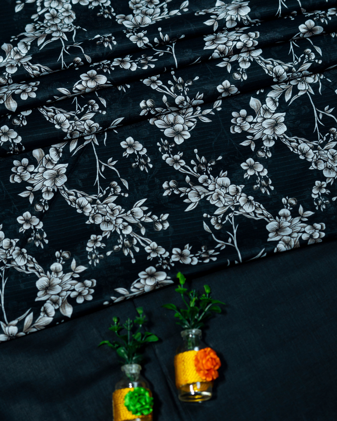 QL-DPDL-V2-12 Digitally Printed Dobby Lawn 2 Pcs