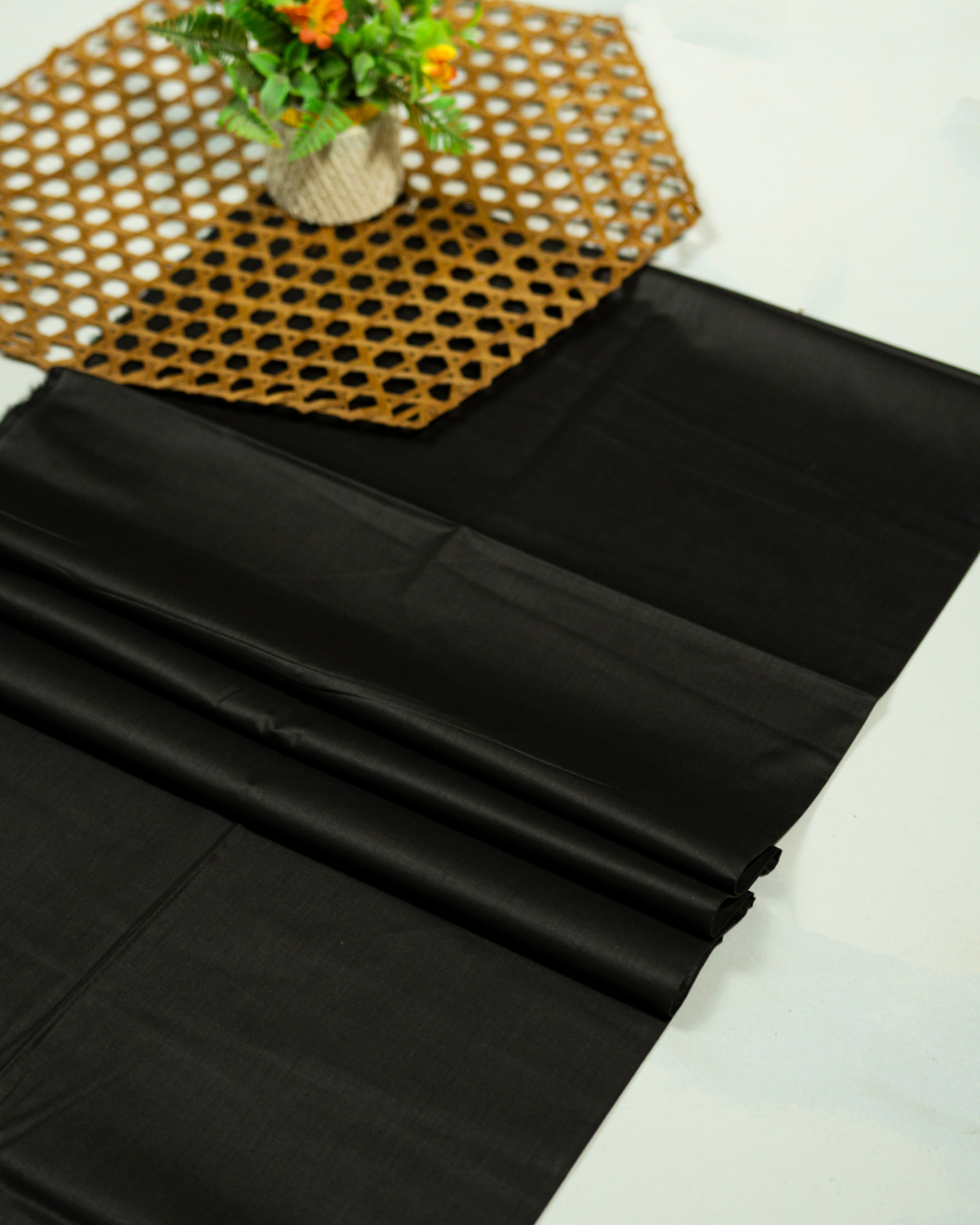 QL-DPL-V4-06 Digitally Printed Lawn 3 Pcs