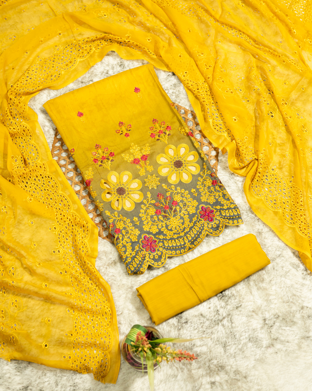 QL-EVU-V1-07 Embroidered Viscose 3Pcs