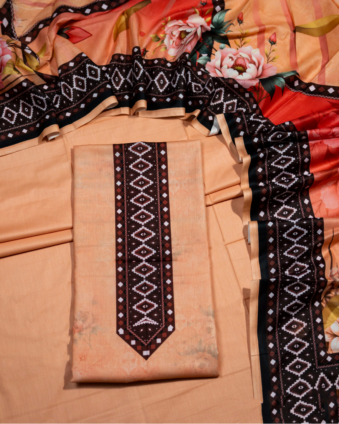 QL-DPL-V4-07 Digitally Printed Lawn 3 Pcs