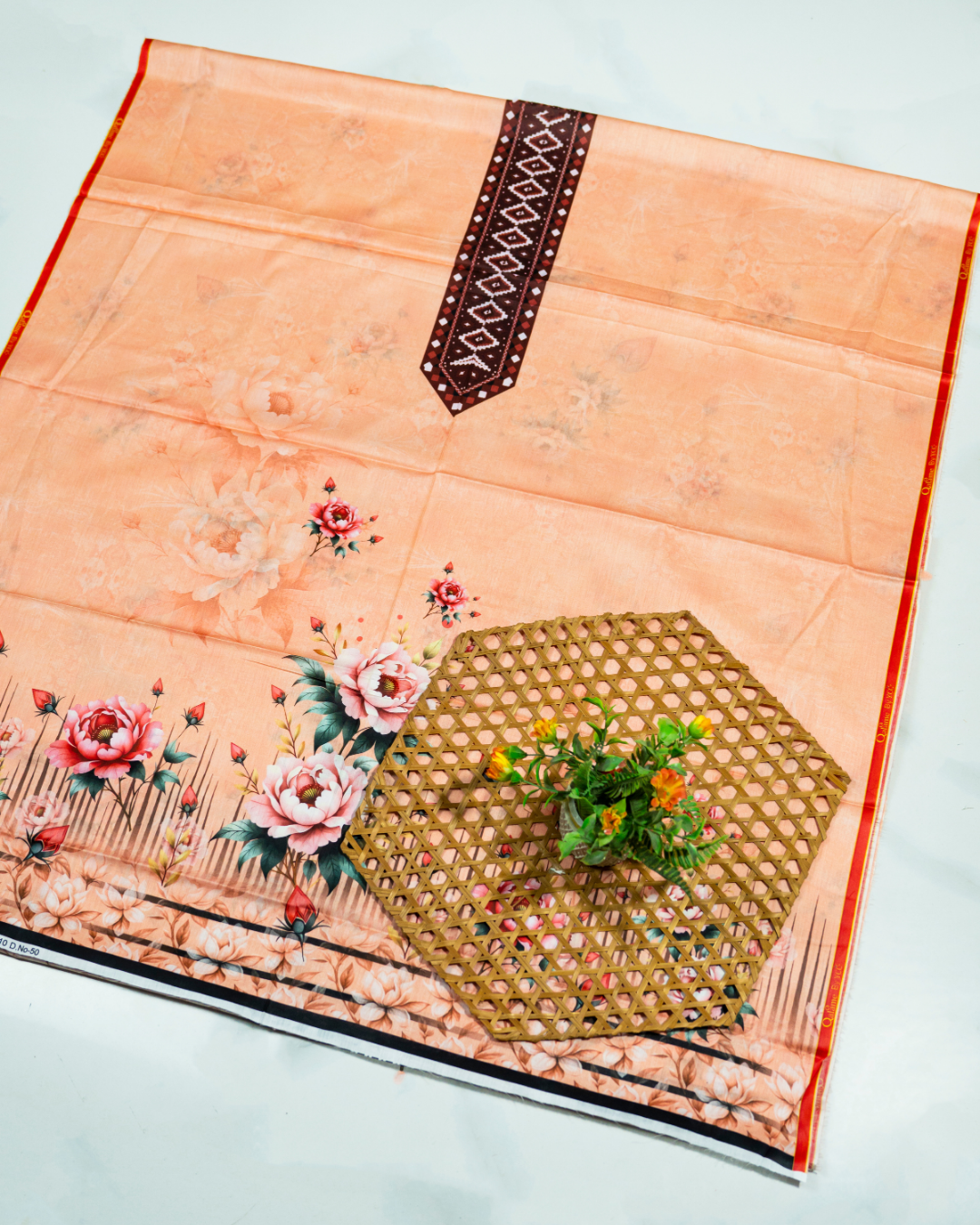 QL-DPL-V4-07 Digitally Printed Lawn 3 Pcs
