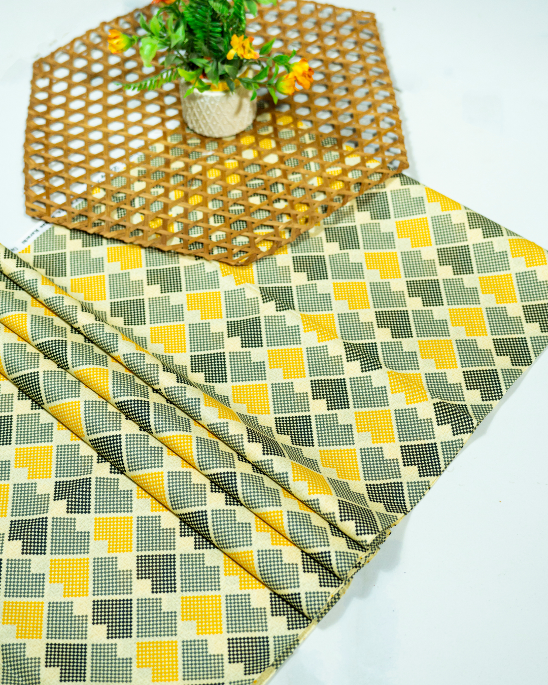 QL-DPL-V5-07 Digitally Printed Lawn 3 Pcs