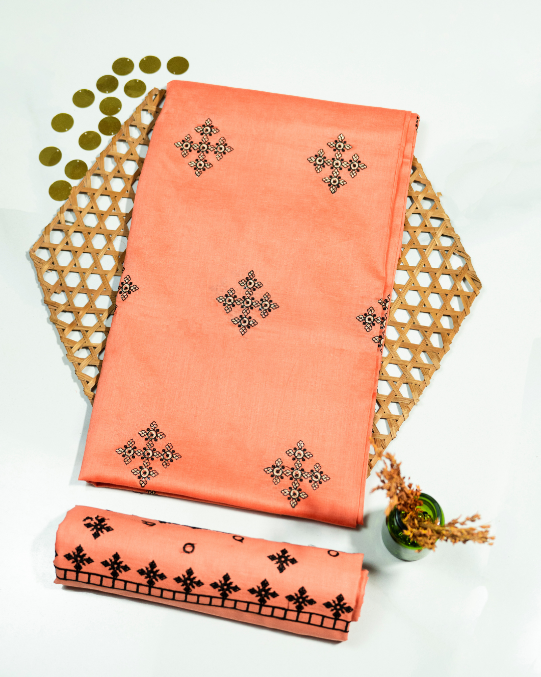 QL-EL-V2-10 Embroidered Lawn 2 PCs