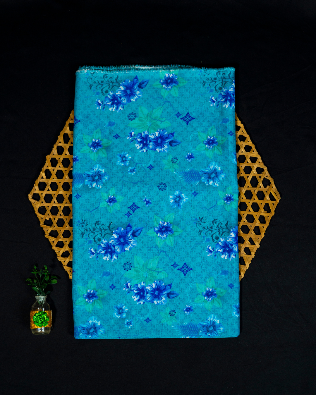 QL-DPDL-V1-16 Digitally Printed Dobby Lawn 2 Pcs