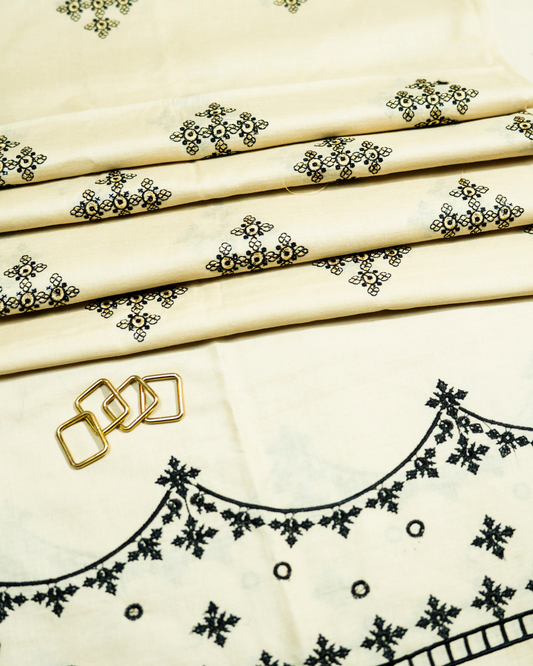QL-EL-V2-12 Embroidered Lawn 2 PCs