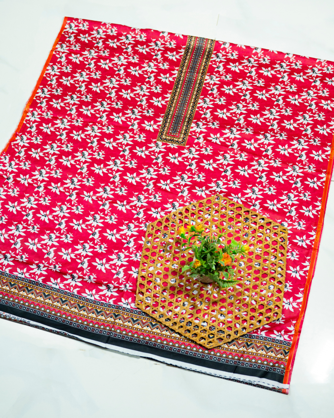 QL-DPL-V4-10 Digitally Printed Lawn 3 Pcs