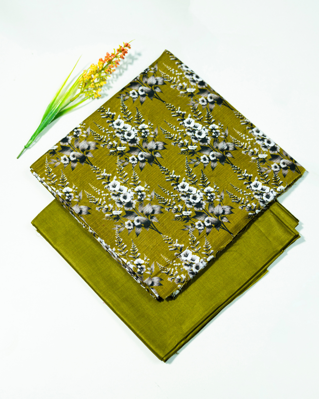 QL-DPDL-V2-02 Digitally Printed Dobby Lawn 2 Pcs