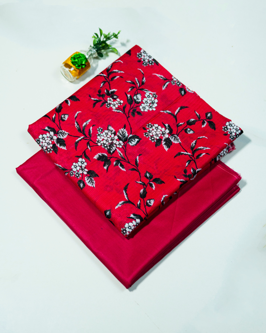 QL-DPDL-V2-07 Digitally Printed Dobby Lawn 2 Pcs