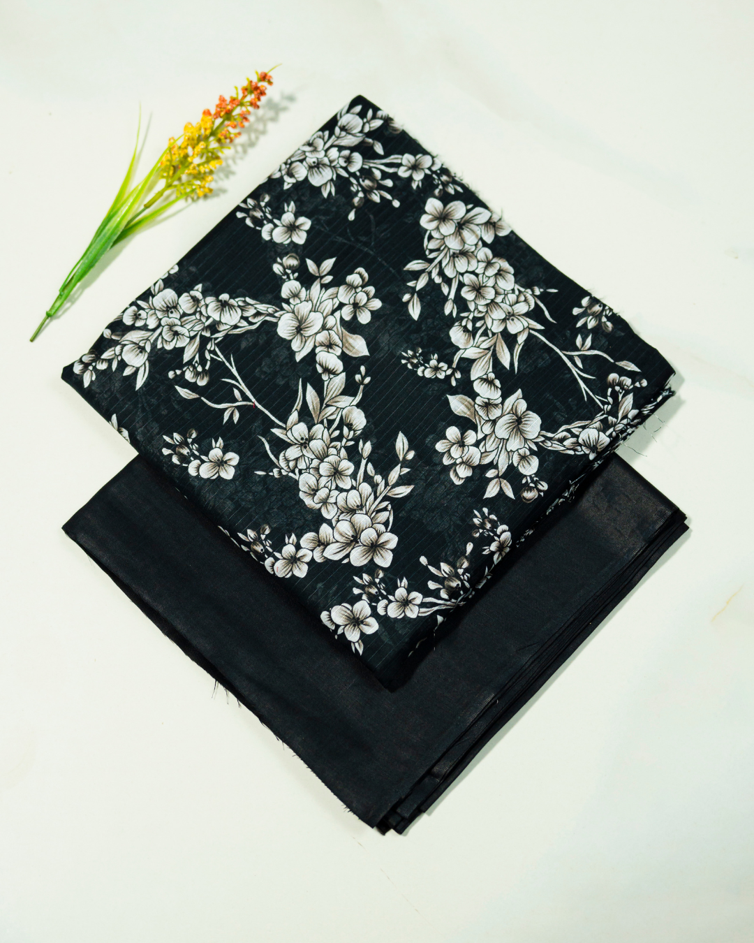 QL-DPDL-V2-12 Digitally Printed Dobby Lawn 2 Pcs