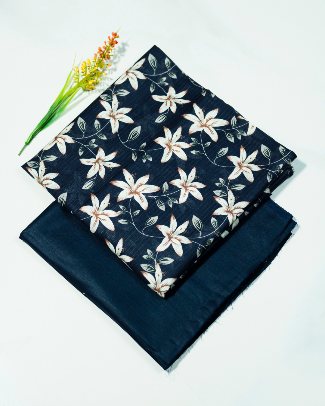 QL-DPDL-V2-15 Digitally Printed Dobby Lawn 2 Pcs