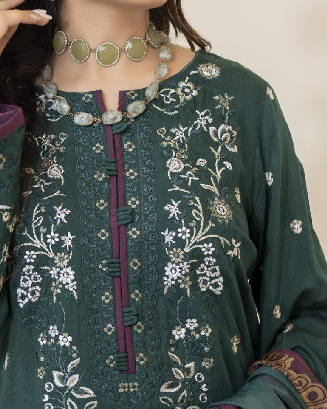 Neckline close up of Amaya highlighting embroidery pattern and stitching artistry on viscose fabric