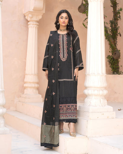 NOOR-UN-NISA
